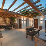 Nomade 4br Over Psarou Villa *