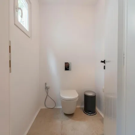 Nomade 4br Over Psarou Villa Platísz Jalósz