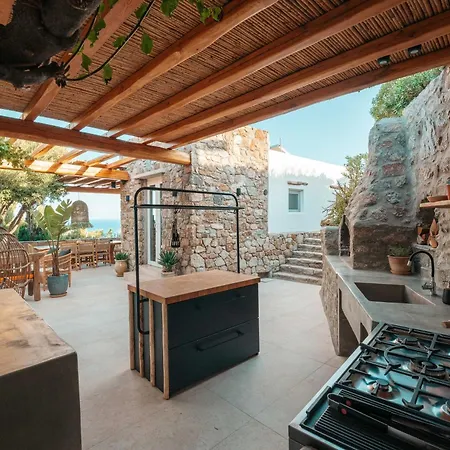 Villa Nomade 4br Over Psarou *