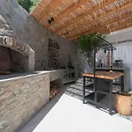فيلة Nomade 4br Over Psarou *