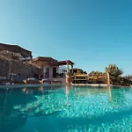 فيلة Nomade 4br Over Psarou