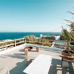 Nomade 4br Over Psarou بلاتيس يالوس