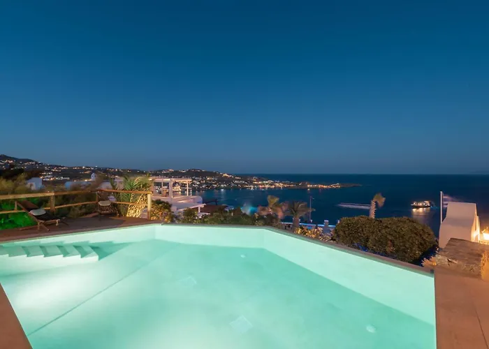 Nomade 4br Over Psarou Villa